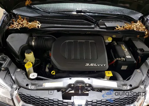 2011 Dodge Grand Caravan Mainstreet z USA, uszkodzony, nr VIN 2D4RN3DG6BR674411